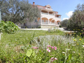  Rooms & Apartments Linda & Mario  Задар
